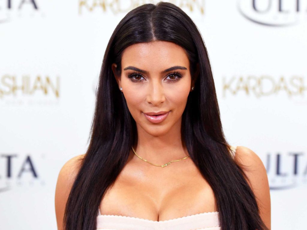 How Much Money Kim Kardashian Makes With One Instagram Post