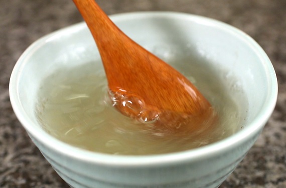 Simple And Natural Ways To Remove Underarm Hair